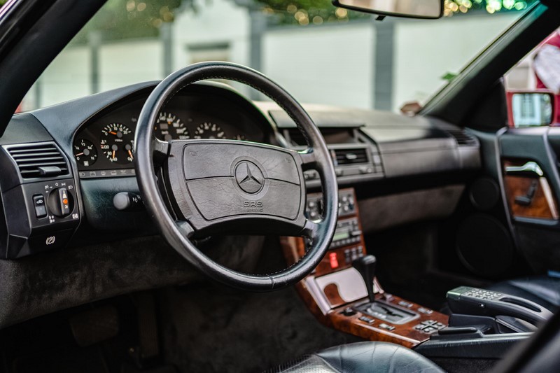 1990 Mercedes Benz 300SL24